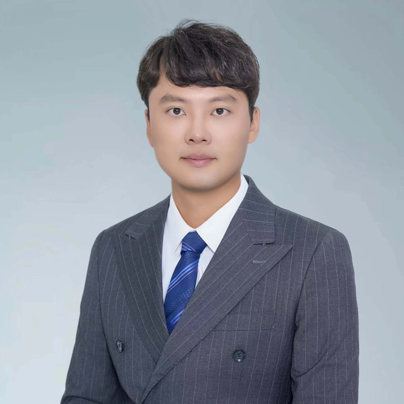李光辉.jpg