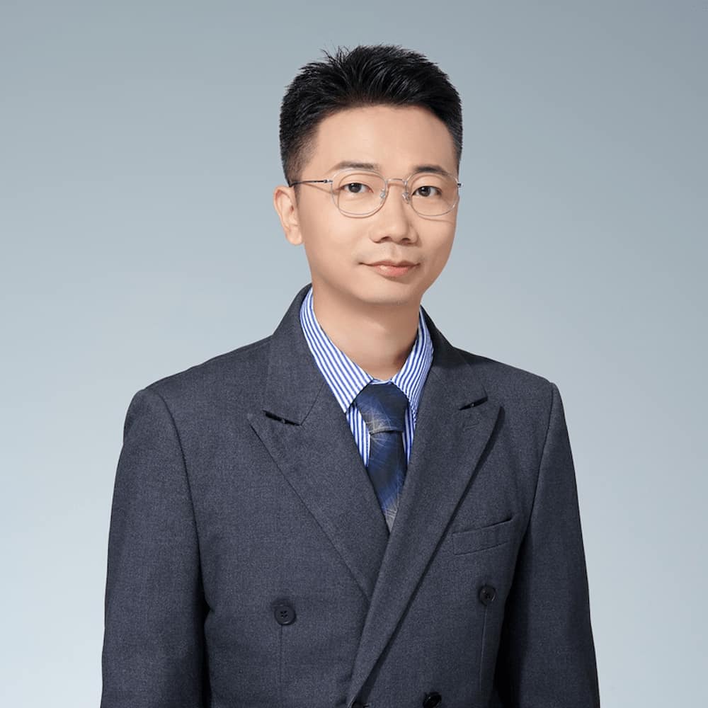 陈鑫.jpg